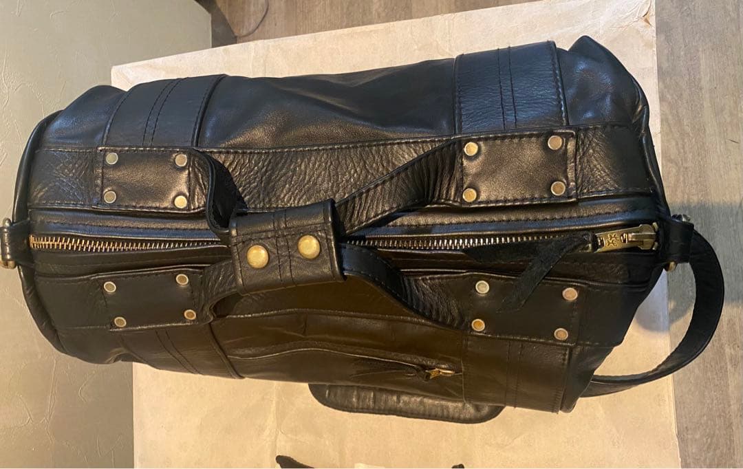 Langlitz Leathers ブラックドラムバッグ