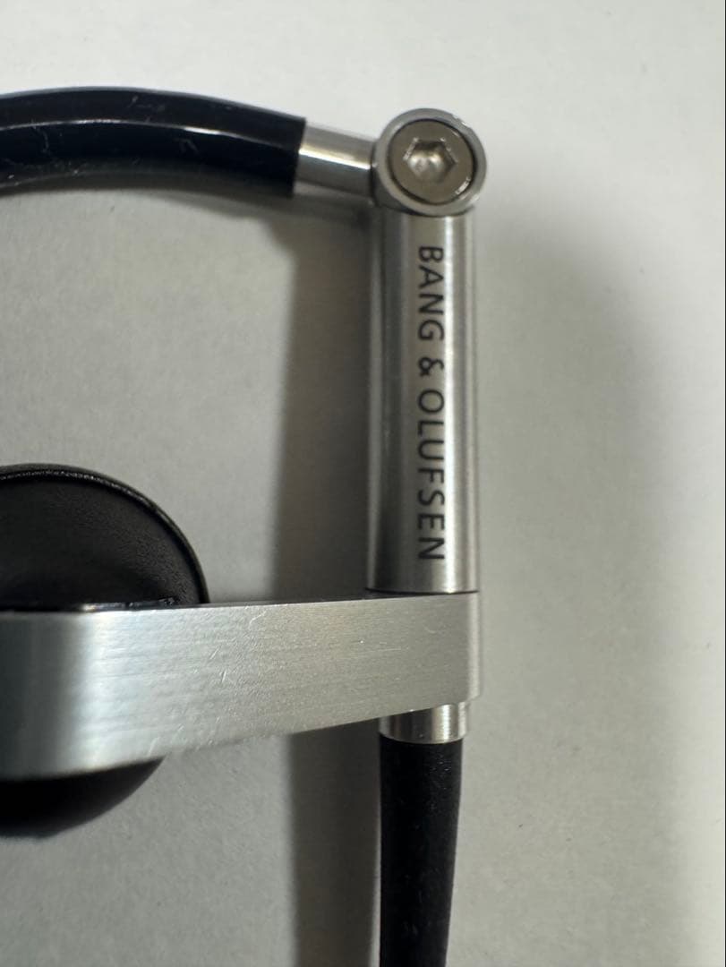 イヤホン B&O Bang & Olufsen Earphones