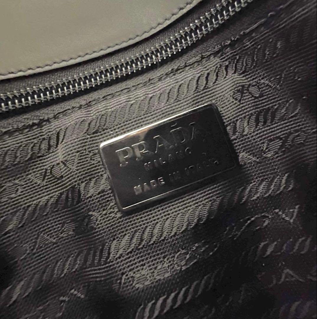 シ*ー様 PRADA ブラック ショルダーバッグ