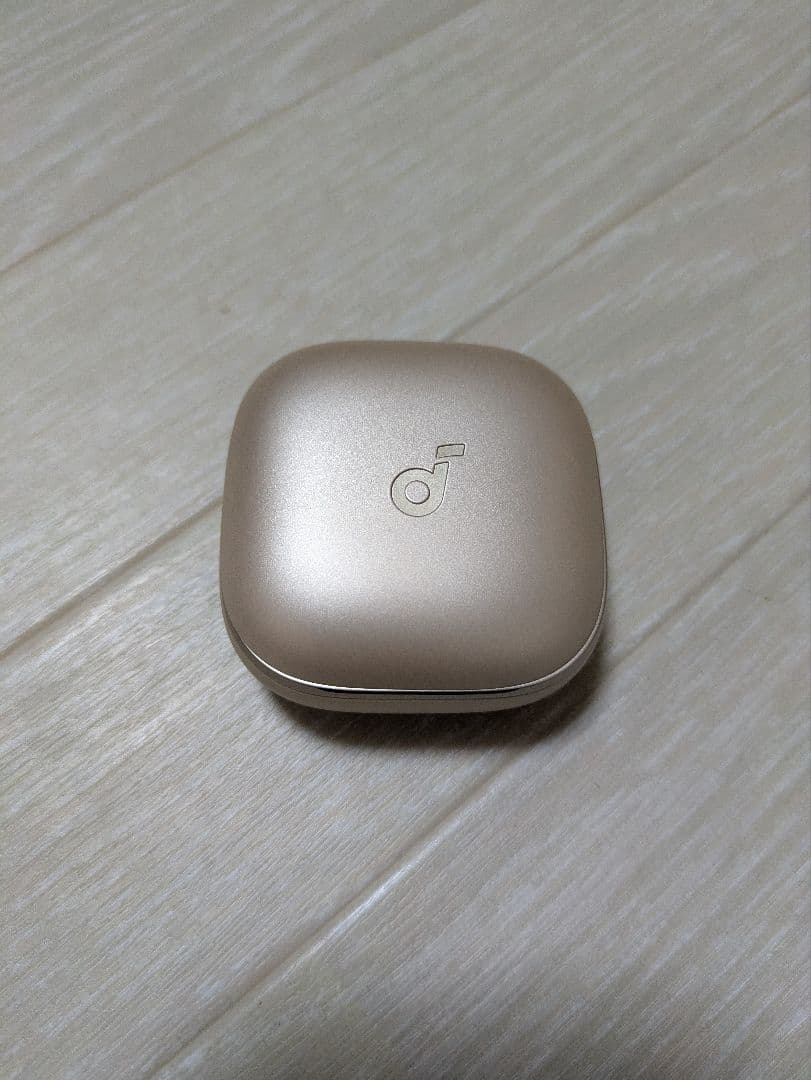 美品　Anker Soundcore Liberty 5 シャンパンゴールド