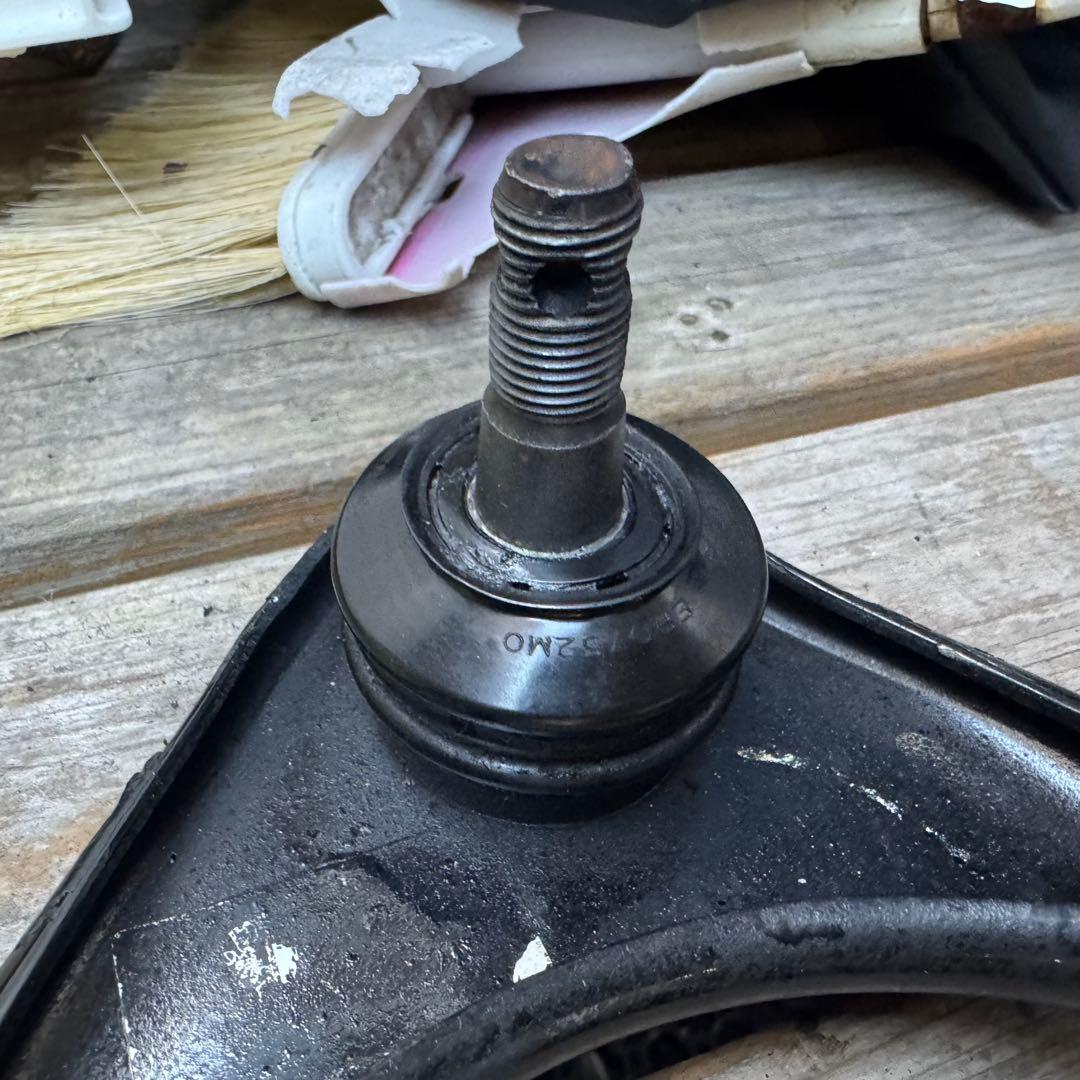 100系 チェイサー マークII クレスタ 純正 フロントアッパーアーム