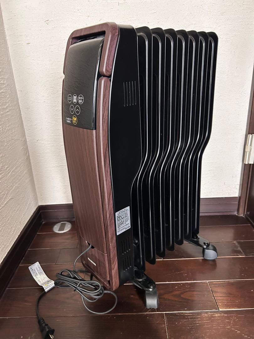 オイルヒーター　アイリスオーヤマ　POH-S1208M