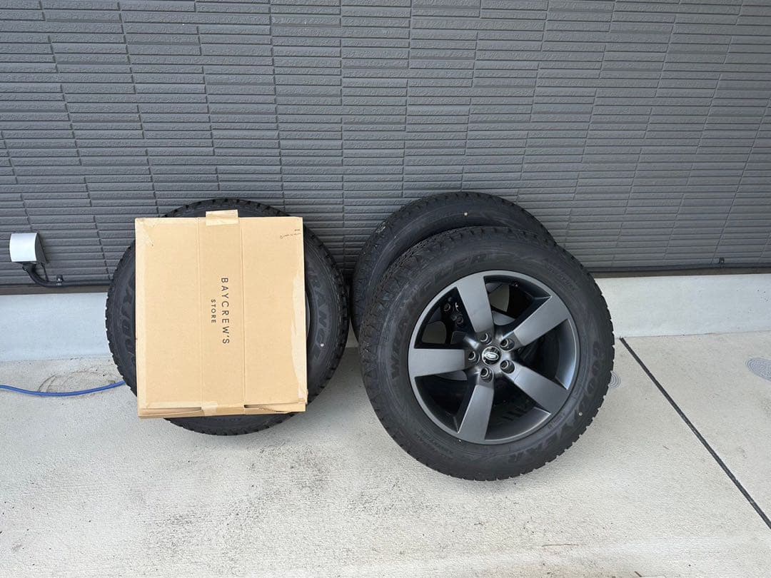 値下げしました！ ディフェンダー20インチ純正タイヤホイールセット(新品未使用)