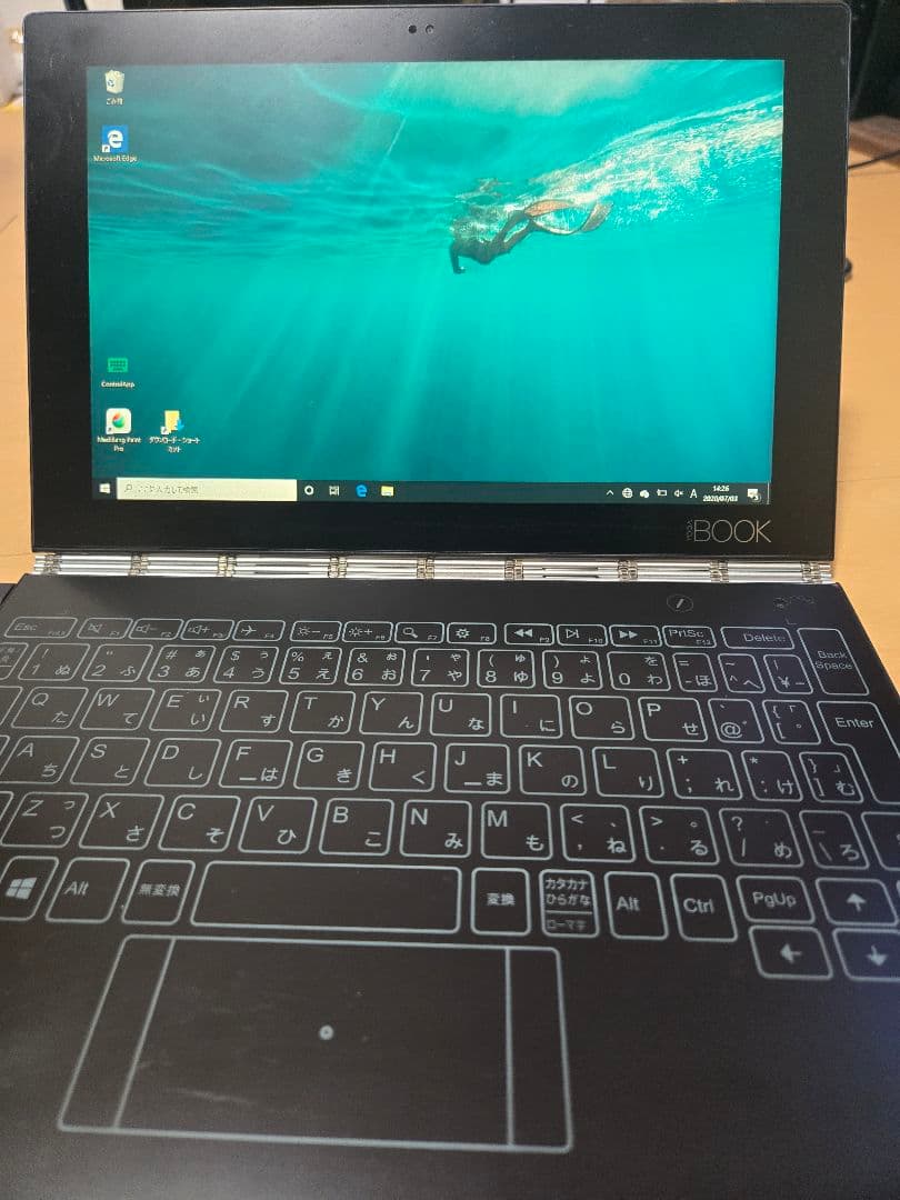 Lenovo yoga bookタブレット 本体　中古品