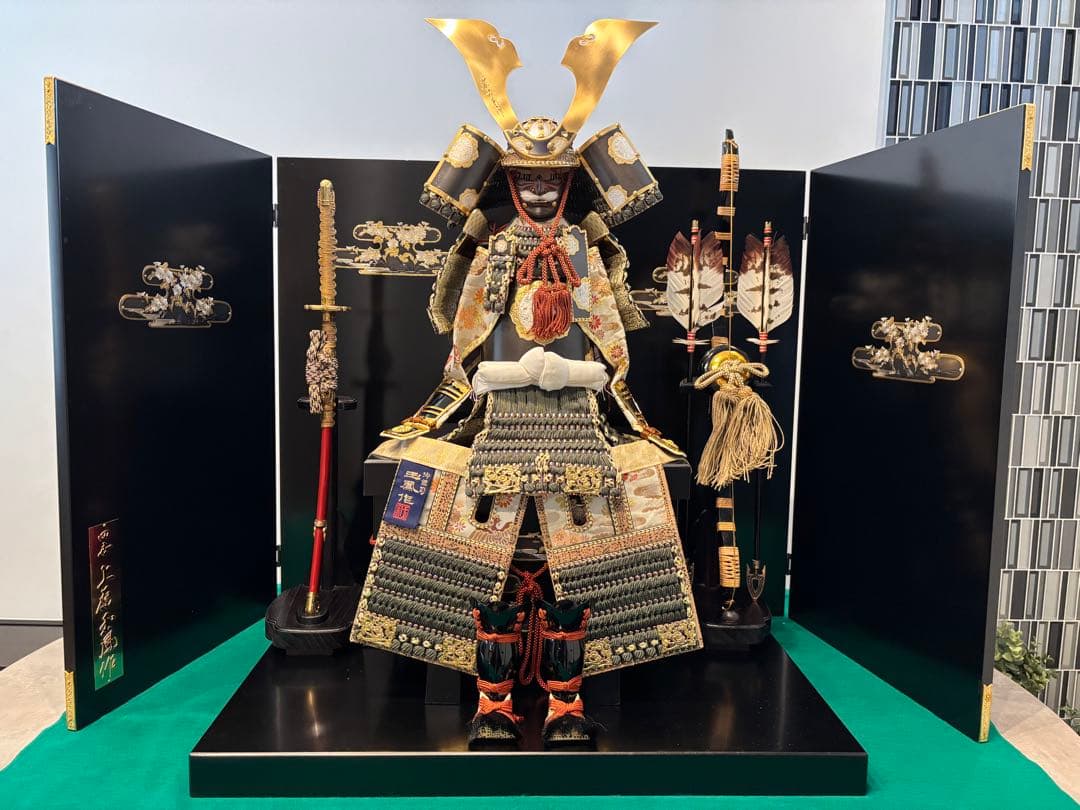 五月人形　鎧飾り　上原玉鳳作