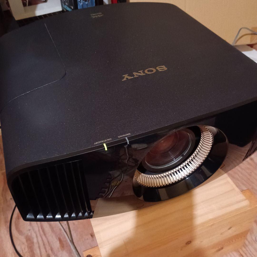 超美品　SONY プロジェクター リアル4K VW515ES　愛知より