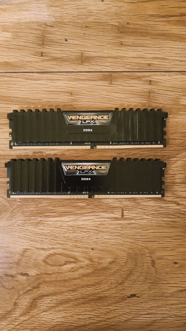 t*i様 Corsair Vengeance DDR4 32GB 3200MHz