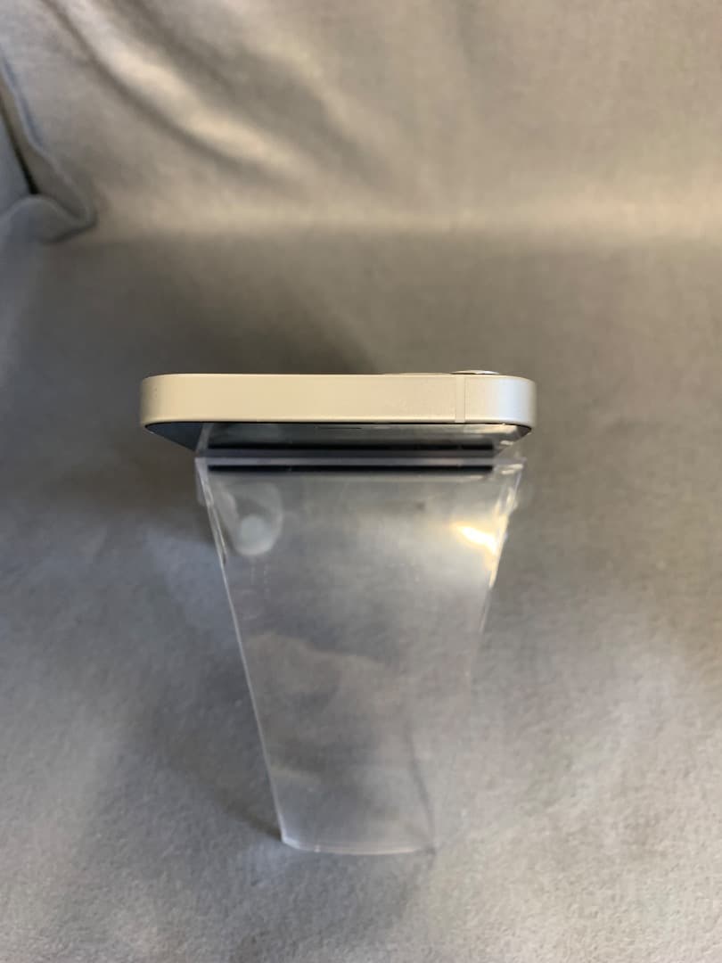 超美品　国内版　SIMフリー　iPhone12 mini 64GB ホワイト色