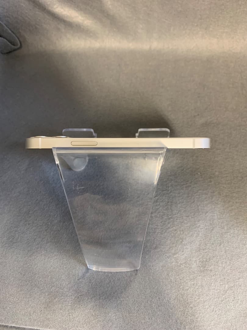 超美品　国内版　SIMフリー　iPhone12 mini 64GB ホワイト色