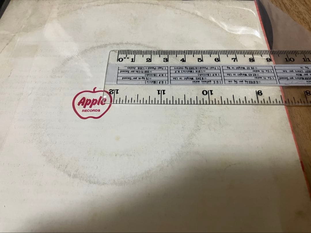 珍アップル裏ジャケ　裏リンゴ印刷ズレ　綺麗な赤盤　プリーズプリーズミー