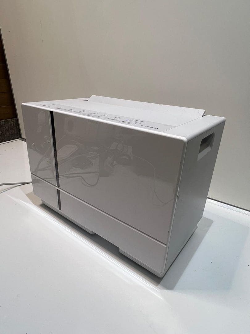 Panasonic 衣類乾燥除湿機 F-YHUX90 動作品