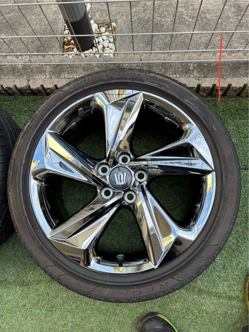 4本セット売り220系クラウンタイヤ・ホイールセット 225/45R18