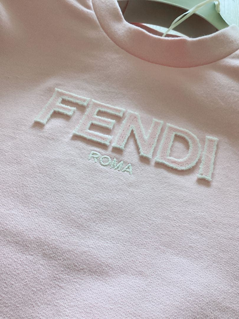 【FENDI】フェンディ　マメール　ロゴトレーナー　165ｃｍ　定価70400円