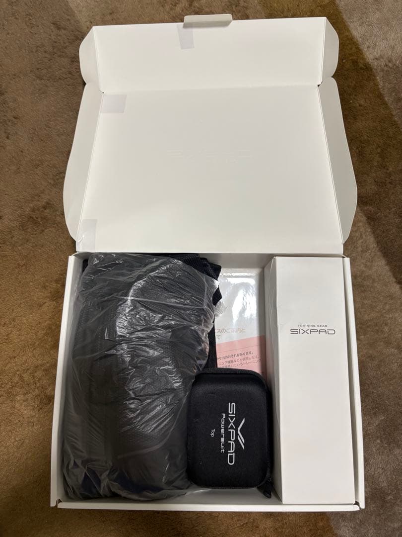 【送料無料】SIXPAD上下セット｜美品・動作良好・付属品一部不足