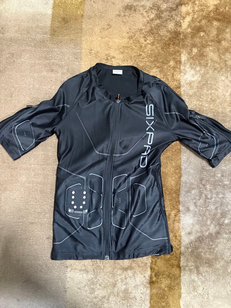 【送料無料】SIXPAD上下セット｜美品・動作良好・付属品一部不足