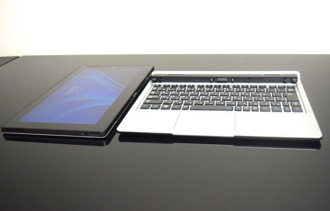 NEC2in1ノート＆タブレット最新Windows11メモリ4G SSD60G