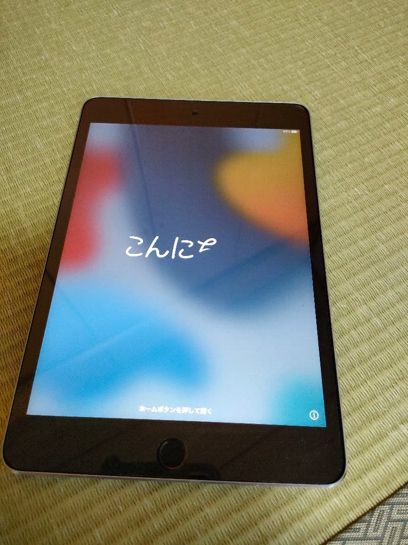 iPad　mini4　本体　中古
