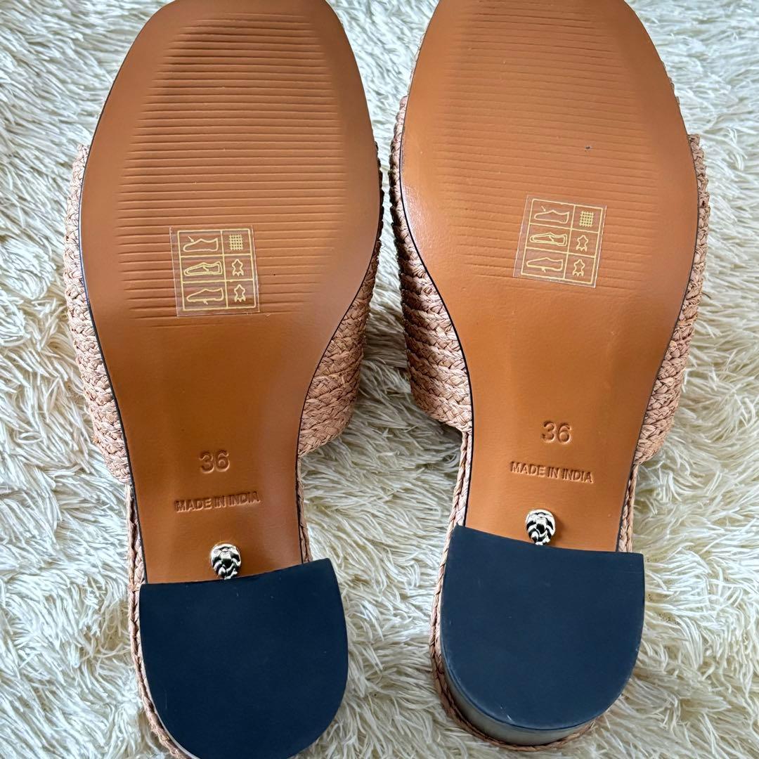 【新品箱タグ保存袋つき】　ヘレンカミンスキー　サンダル TIRA 23cm