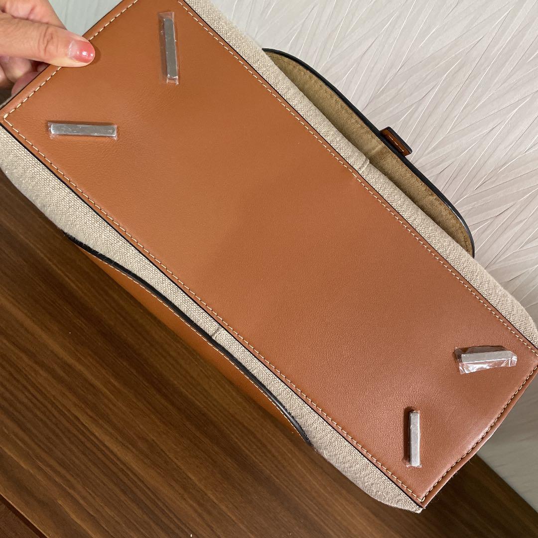 ロエベ　ゲートトップハンドル