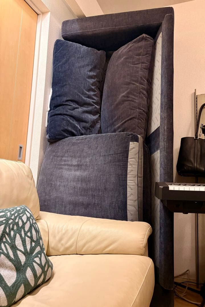 BoConcept Carton 2.5人掛けソファ ダークブルーNapoli