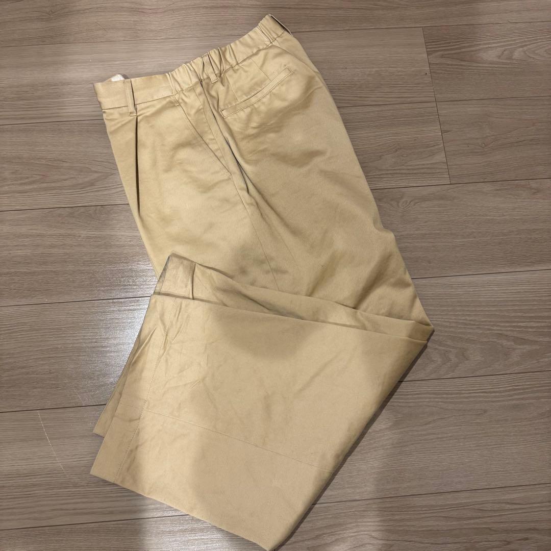 グラフペーパー　ベージュ チノパン