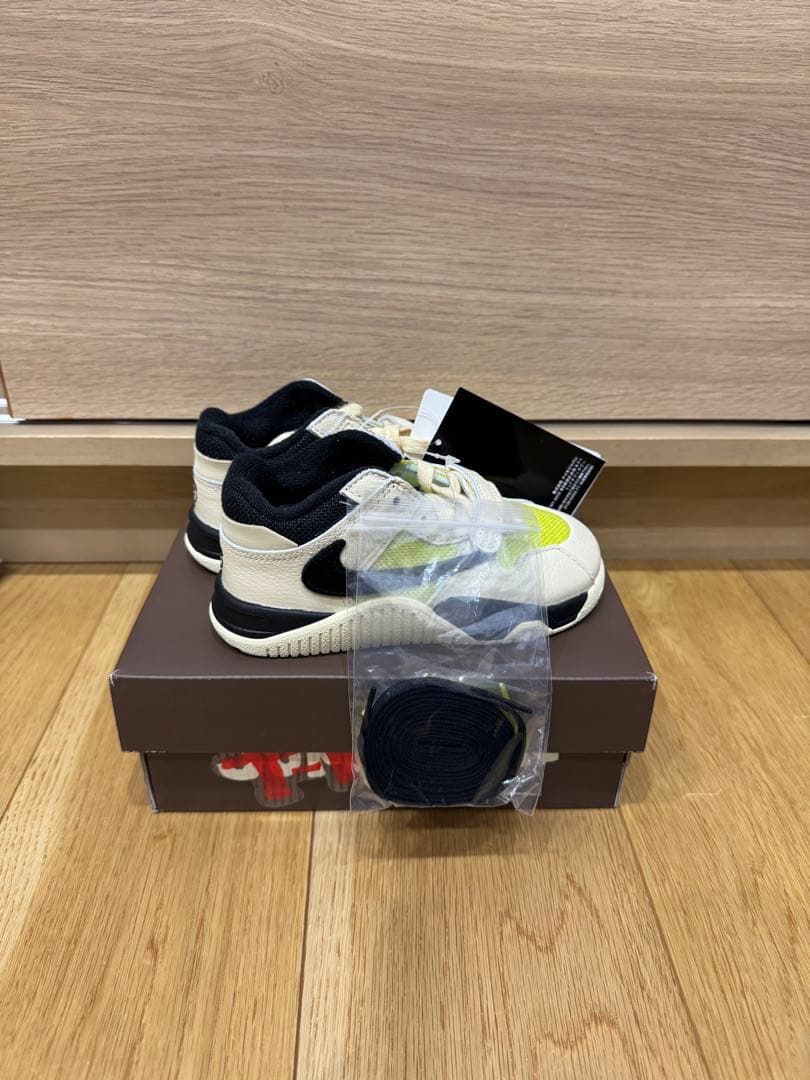 Travis Scott × Nike TD \"Bright Cactus\"