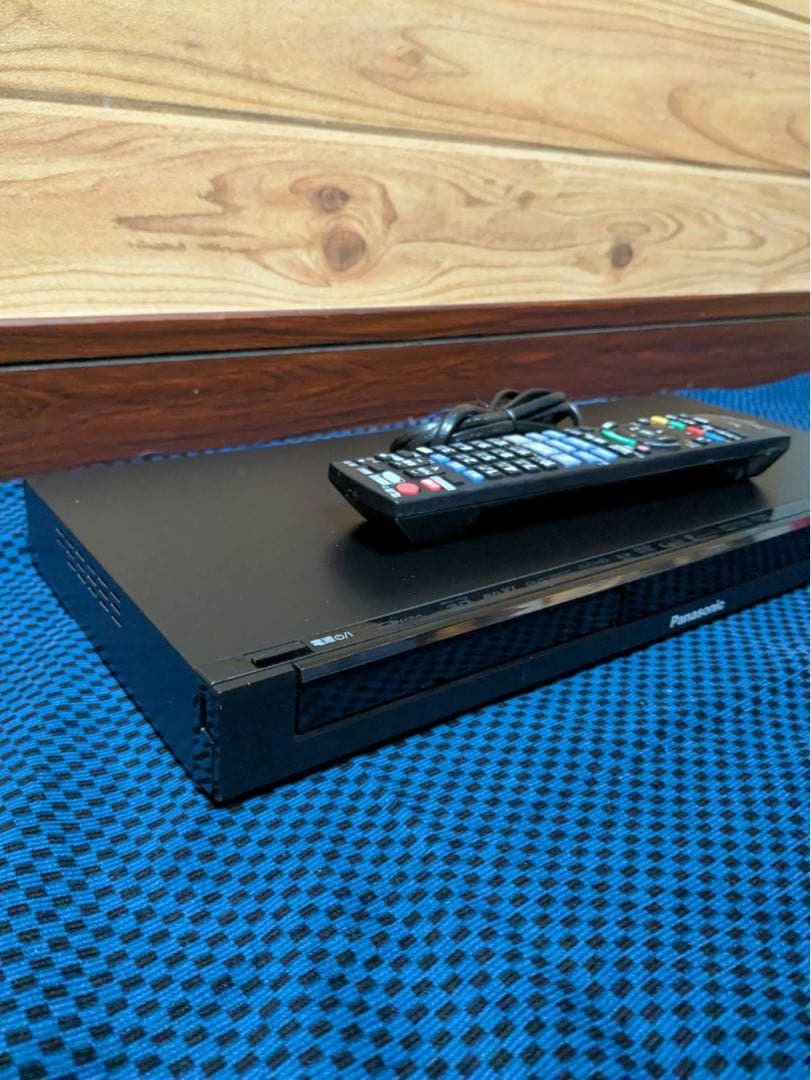 Panasonic ブルーレイレコーダー リモコン付き