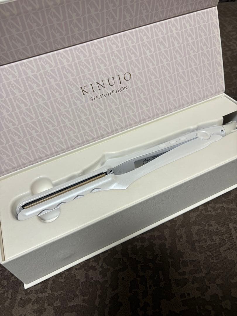 KINUJO ストレートアイロン ホワイトLM225