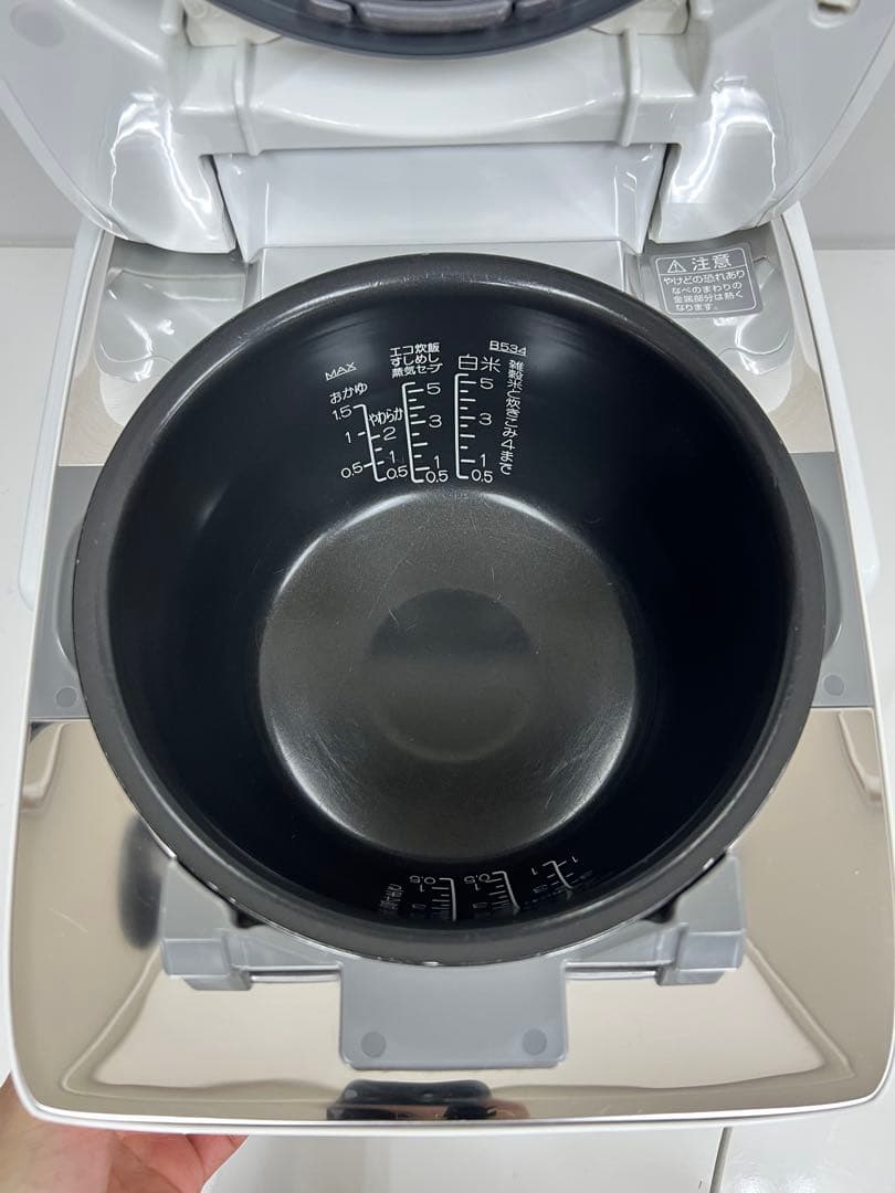 象印 ZOJIRUSHI NW-KB10 1.0合～5.5合 2019年齢