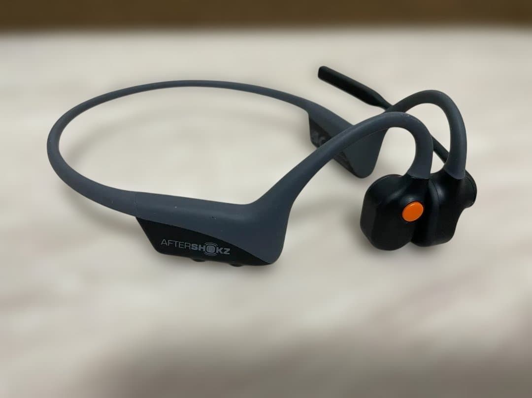 【美品】Shokz OpenComm マイク付 骨伝導 室内のみ使用 テレワーク