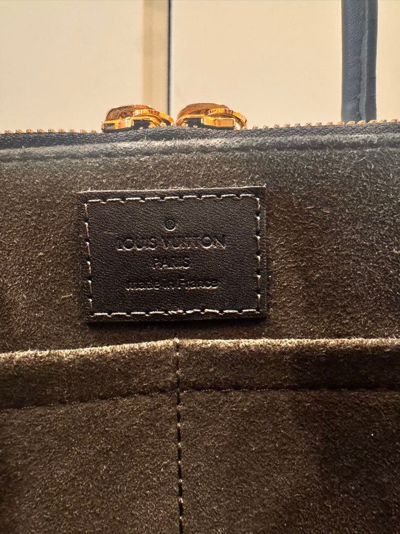 のり【正規品】Louis Vuitton ヴェリートート　ブラック