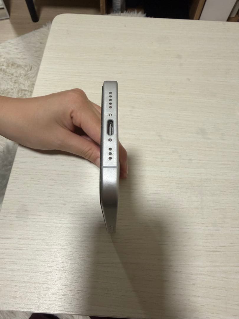 Apple iPhone 17 ホワイト 本体　箱あり