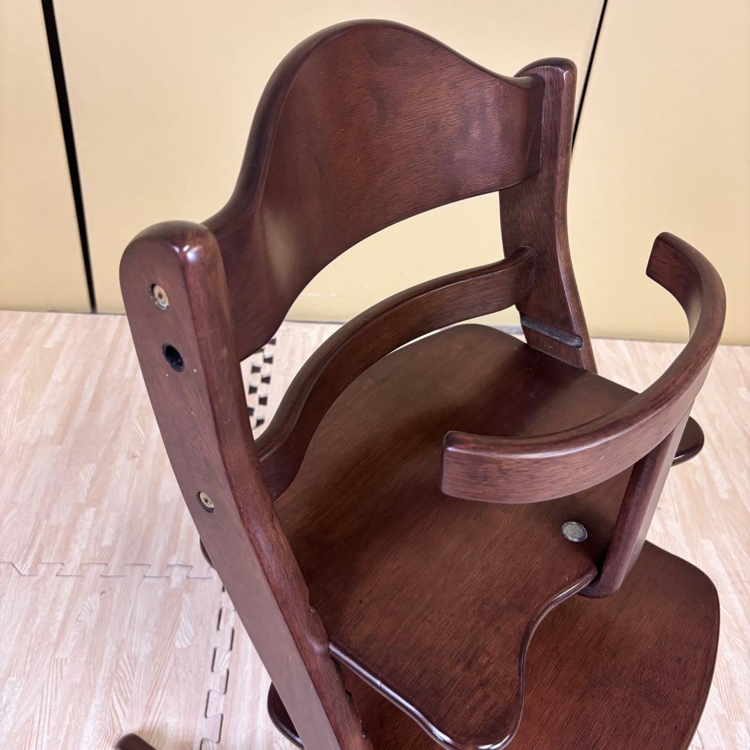 除菌清掃済☆綺麗☆　大和屋　すくすくチェアスリムプラス　ガード付　ダークブラウン