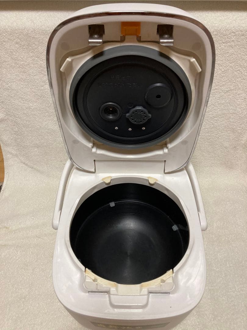 象印 圧力IH炊飯ジャー/炎舞炊き 粉雪