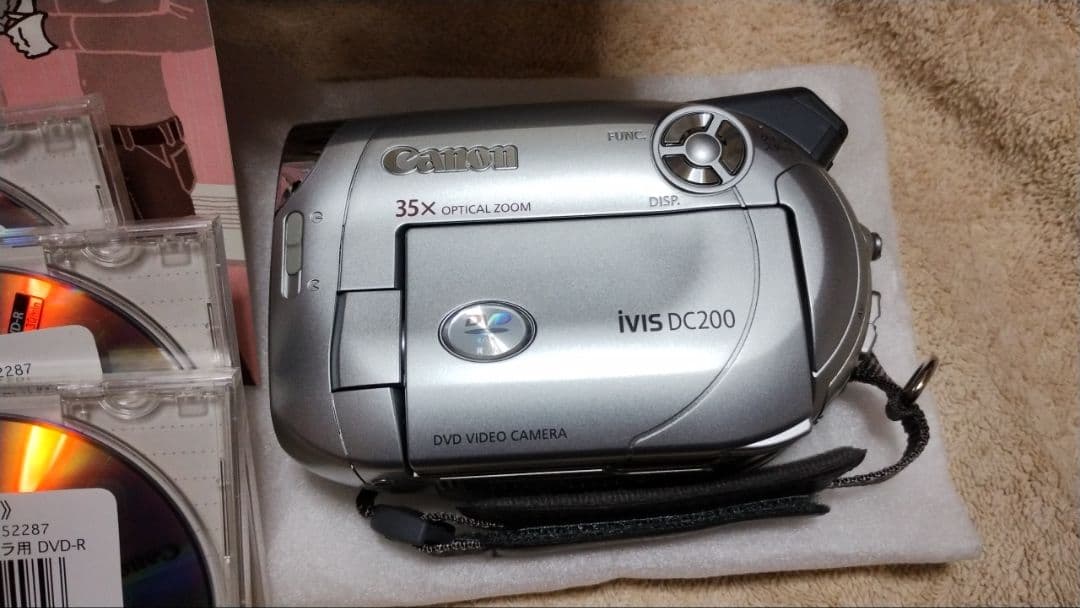 【未使用品】Canon ivis dc200 DVDビデオカメラ