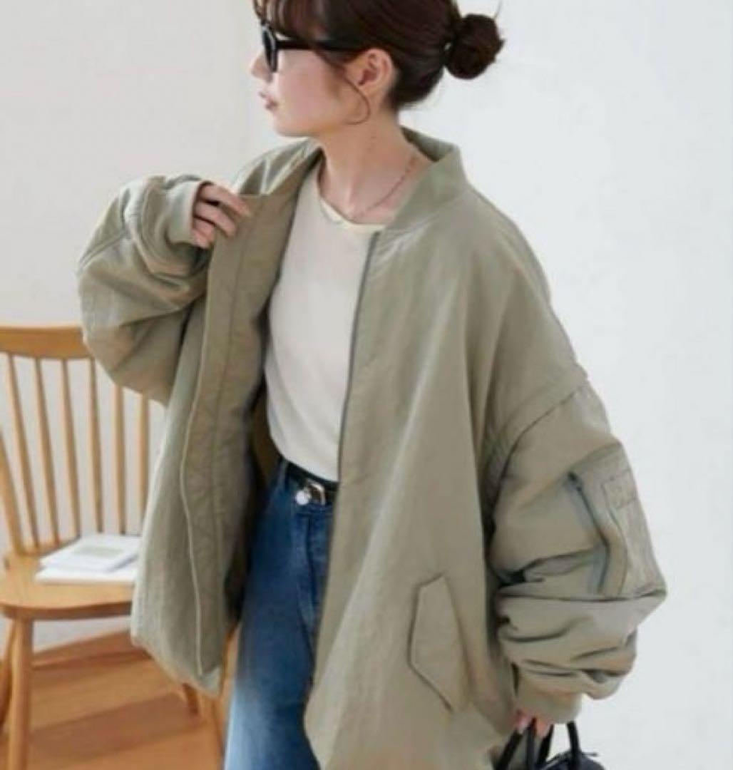 新品！ディスコートメモリーボンバージャケット✴︎アウターユニセックス✴︎カーキ