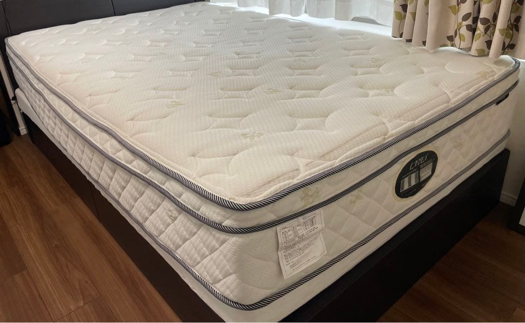 スプリングマットレス セミダブル ホワイト美品