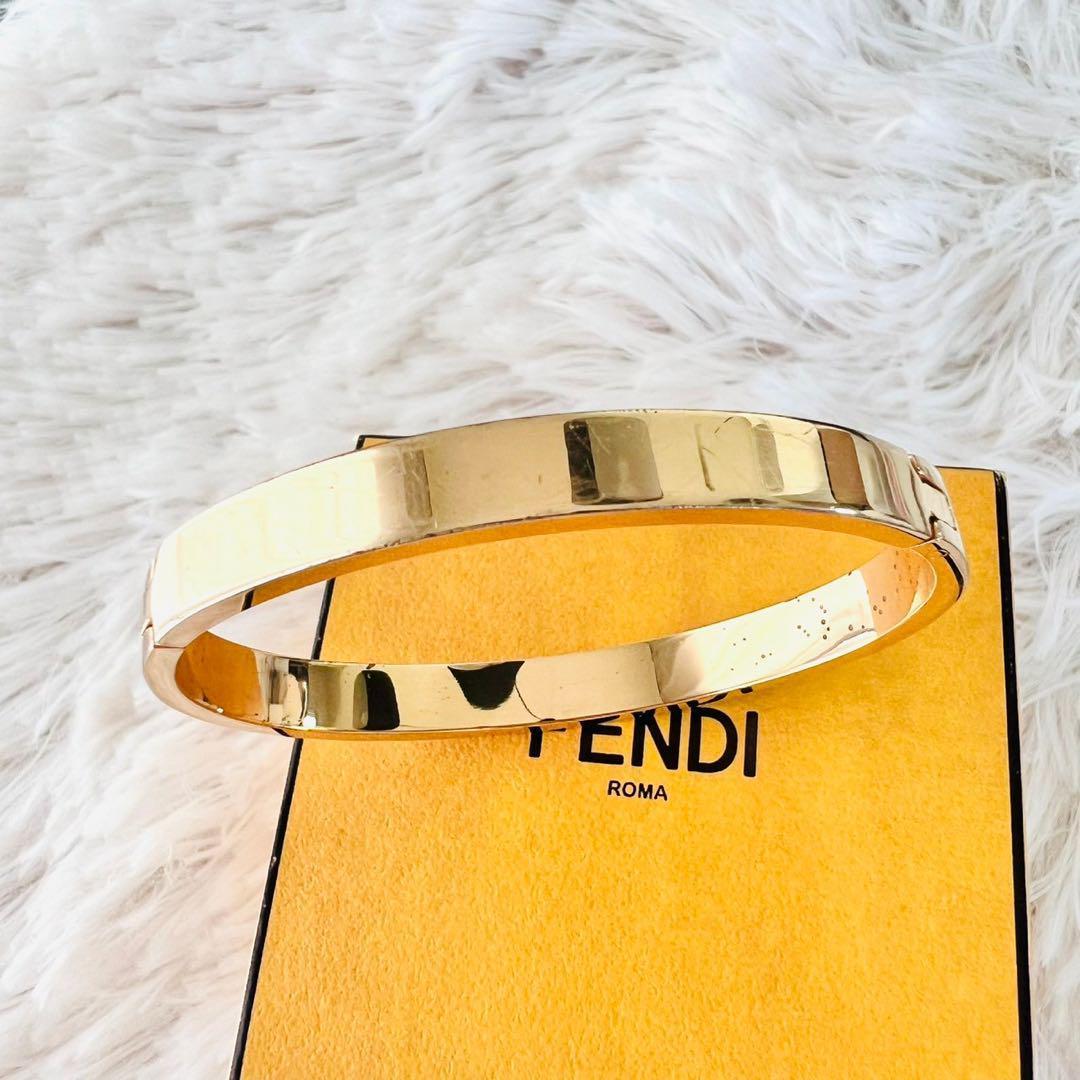 ✨✨現行品✨FENDI　フェンディ　バングル　フォーエバー　FF　ゴールド