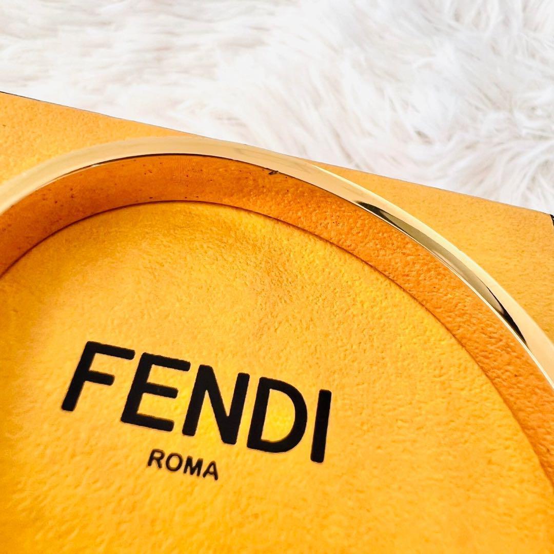 ✨✨現行品✨FENDI　フェンディ　バングル　フォーエバー　FF　ゴールド