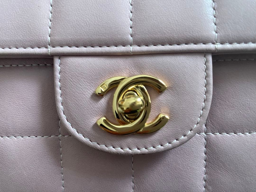 LA購入　CHANEL チョコバー　かわいいカジュアル　チェーンバッグ