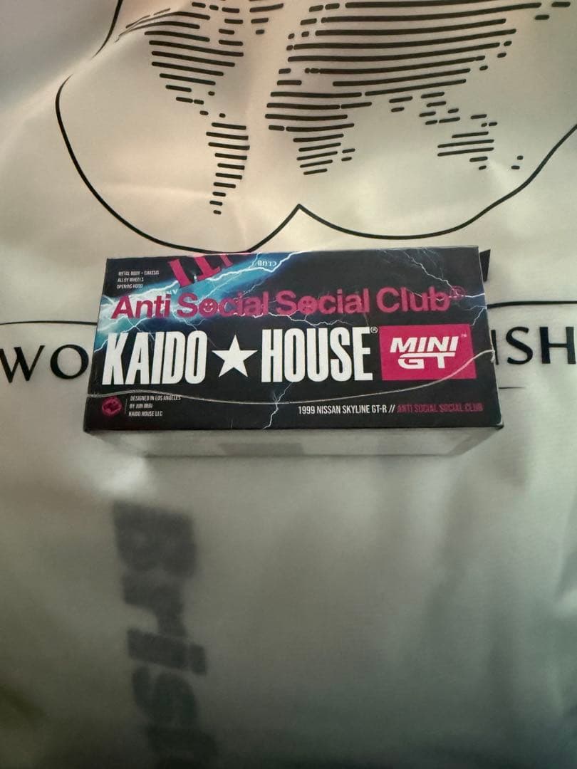 KAIDO HOUSE ミニカー 1/64 ブラック/ピンク