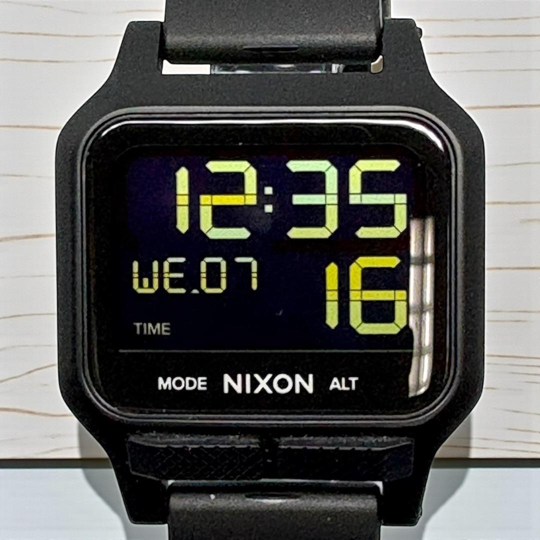 【極美品】NIXON ニクソン THE HEAT ALL BLACK　腕時計