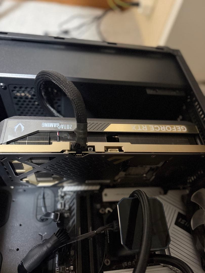 説明欄必見！ZOTAC GeForce RTX5090 32GB