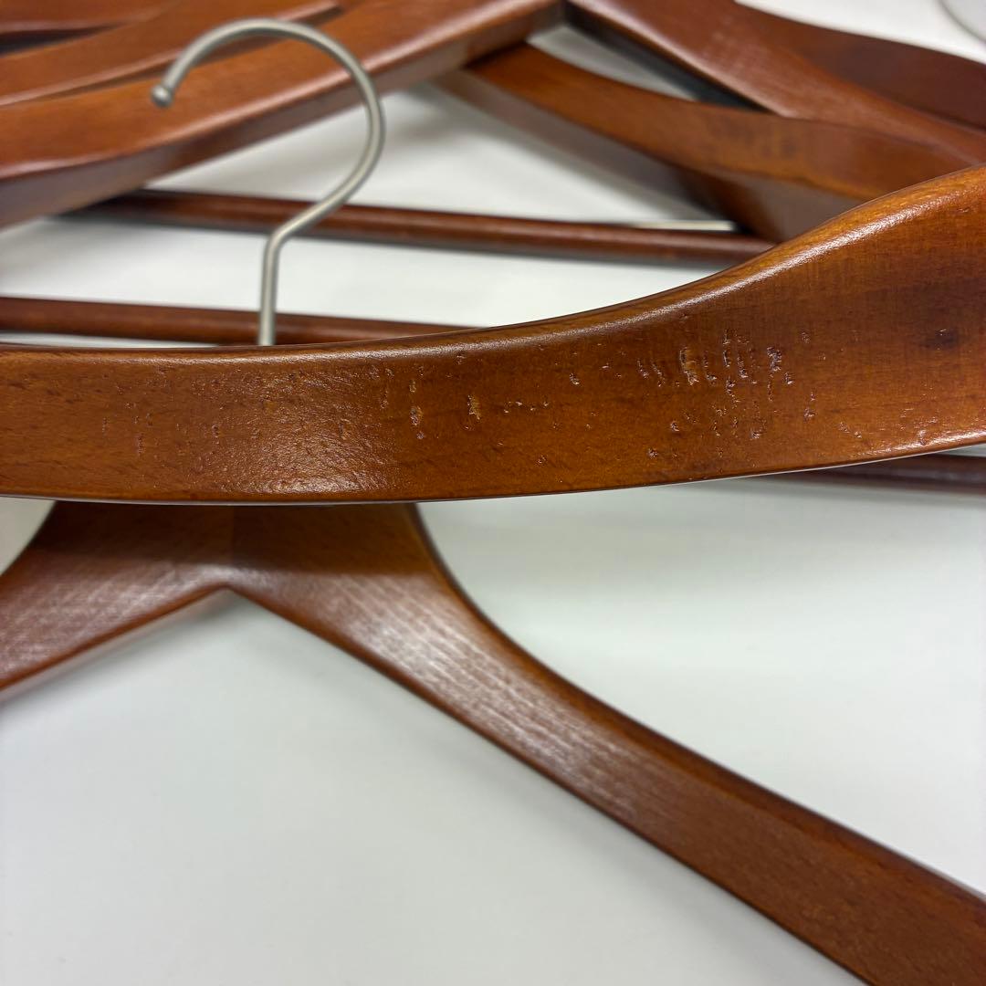 BURBERRY 木製ハンガー 5本セット