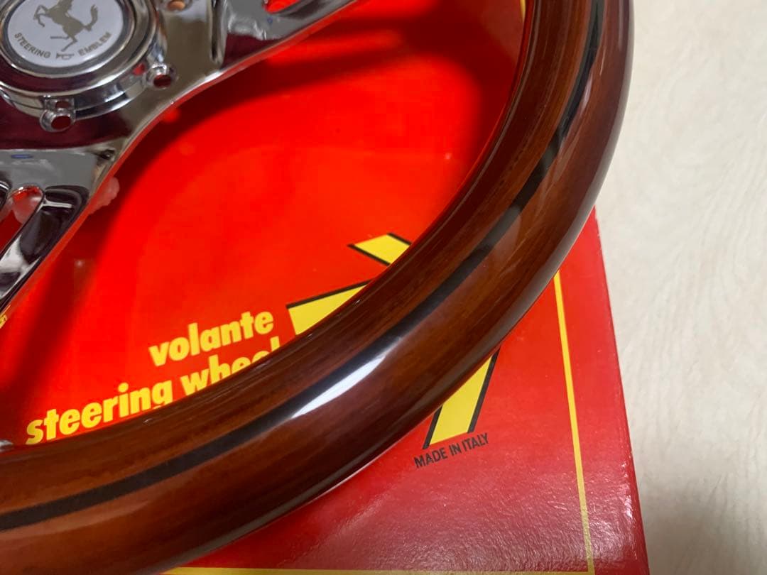 社外　ウッドステアリング　35π ホーンボタン付き　新品　未使用