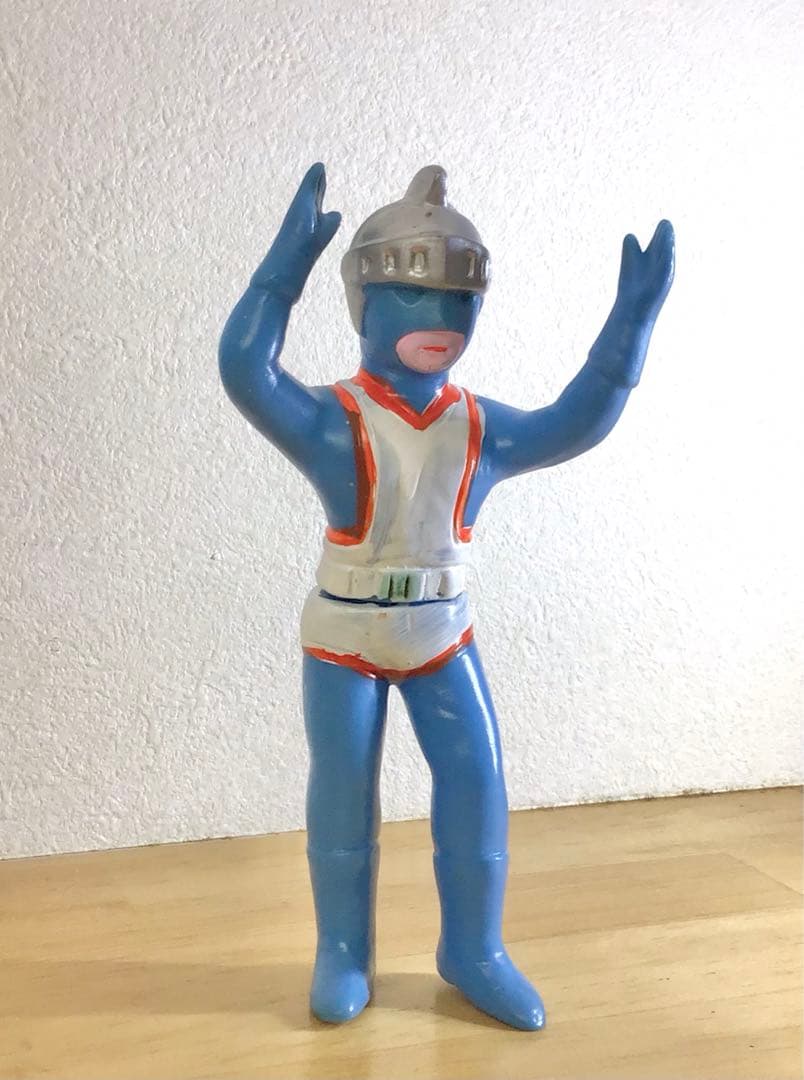 専用 お取り置きパチ シルバー仮面 ソフビ 人形 ミニソフビ 駄玩具 特撮 怪獣