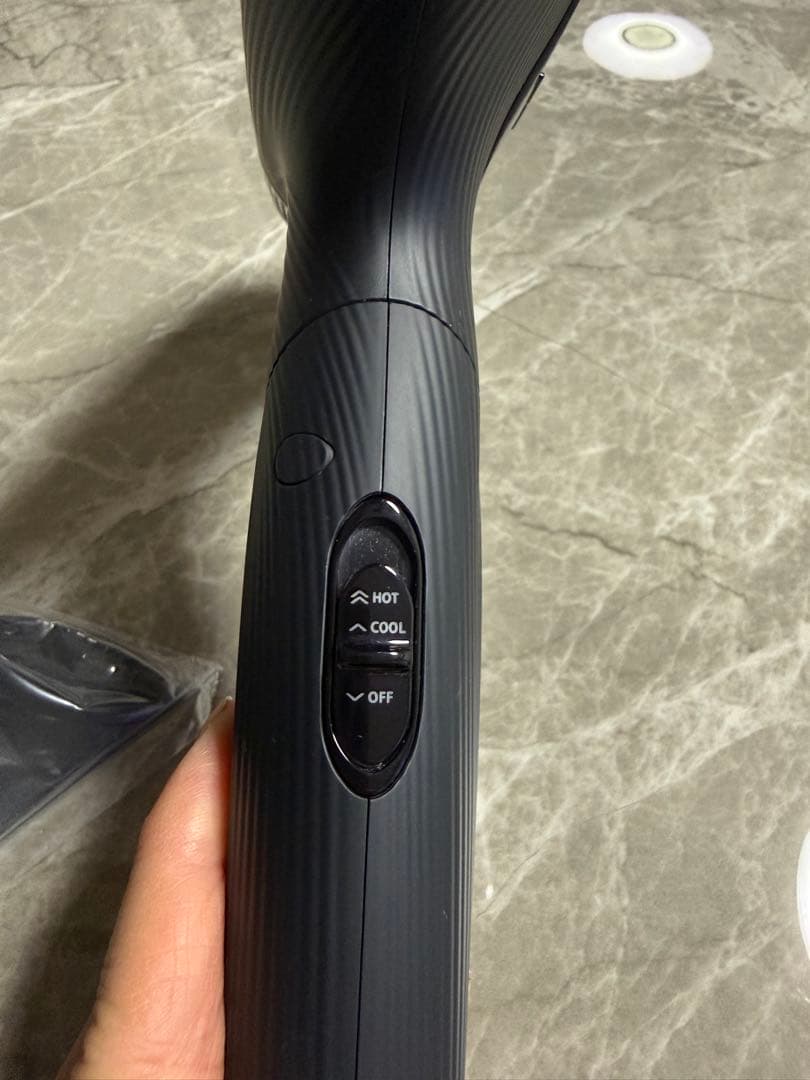 リファ ヘアドライヤー 黒 ノズル付き