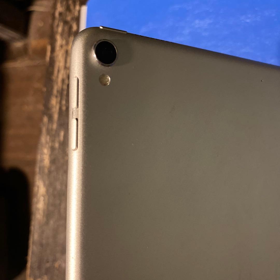 iPad pro10.5インチ 64G シルバー 本体