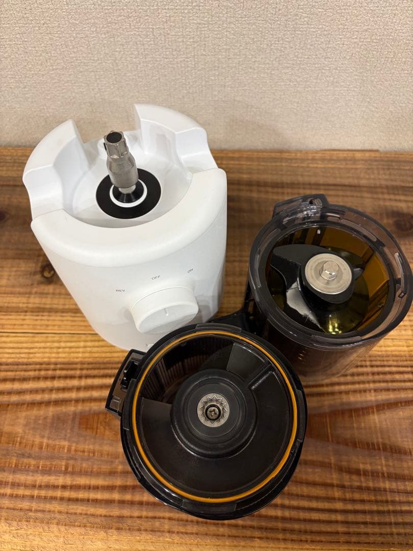 HUROM ヒューロム　スロージューサー　H310A ホワイト