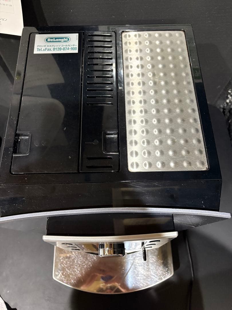 デロンギ全自動エクスプレッソマシン　ESAM5500MH厨房機器 業務用。